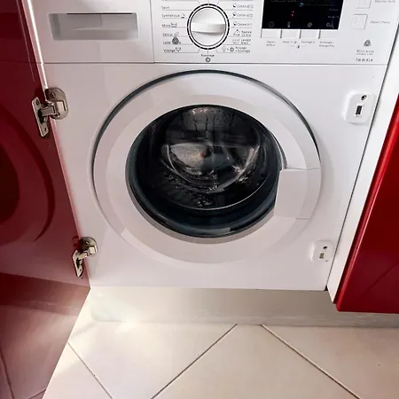 Spacious Seaside With Garden & Sea-view