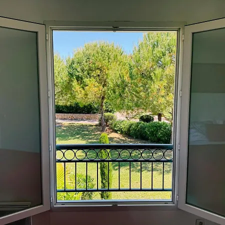 Appartement Spacious Seaside With Garden & Sea-view *