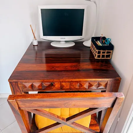 Spacious Seaside With Garden & Sea-view Appartement Antibes